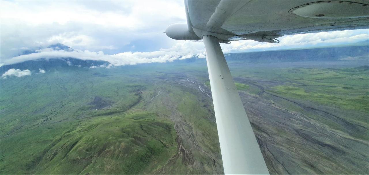 Africa Safari Lake Natron Mtowabaga エクステリア 写真